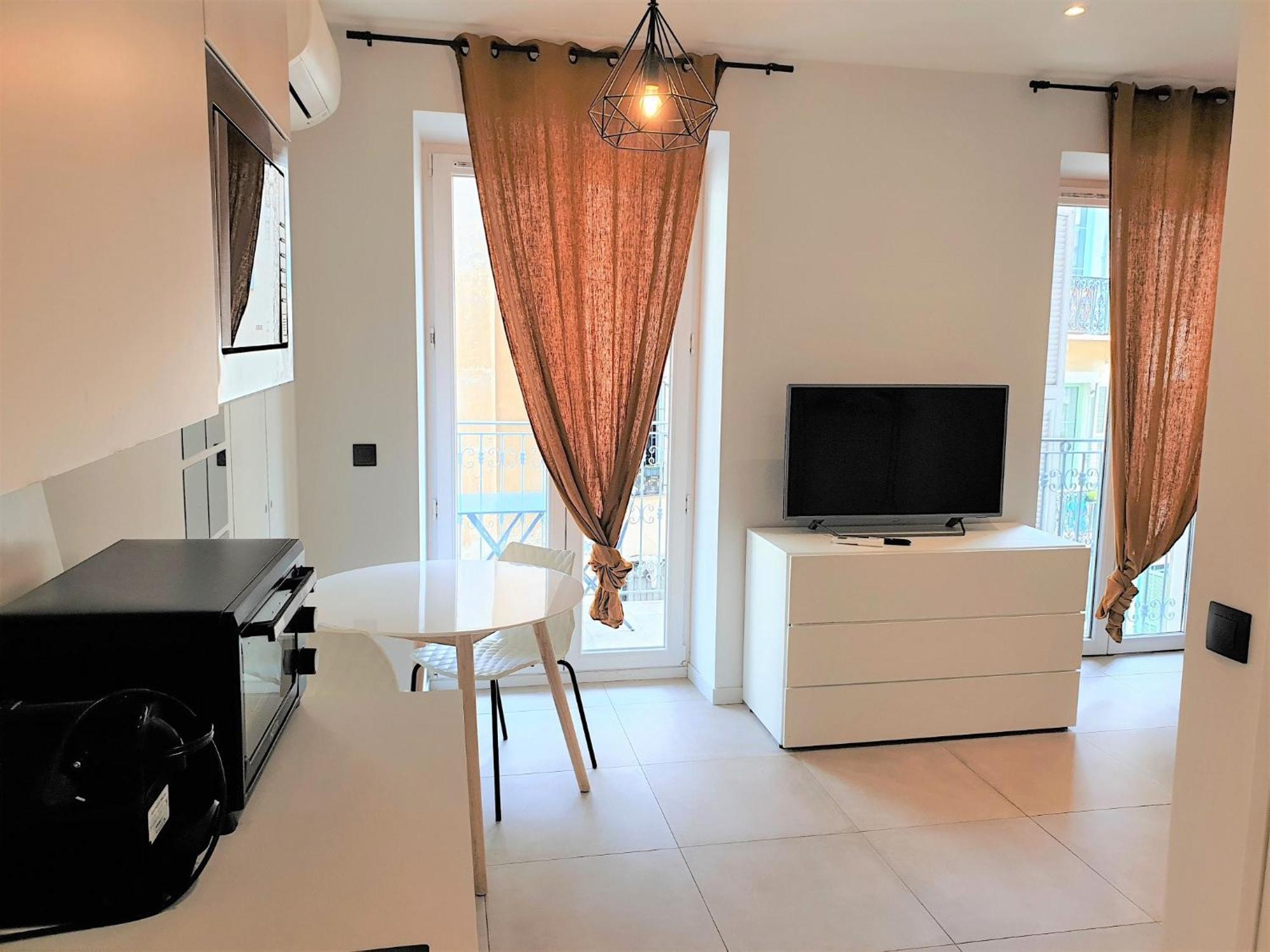 Studio Centre 306 * Nizza